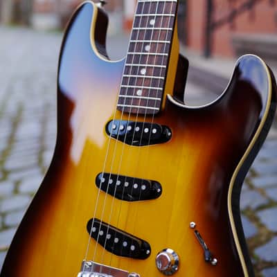 Fender MIJ Aerodyne Special Stratocaster 2022 - 2024 - Chocolate Burst image 2