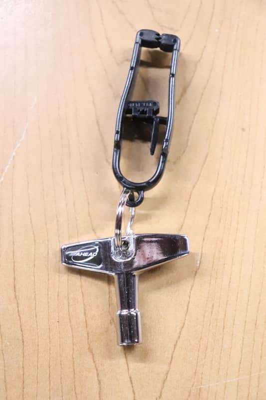 Ahead Drum Key with Clip image 1