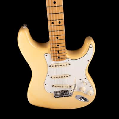 Vintage 1974 Fender Stratocaster Maple Fingerboard Olympic White With OHSC image 3