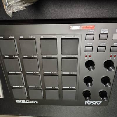 AKAI Professional MPD218 USB MIDI Pad Controller – Excellent Condition – Tested – Fast Ship image 5