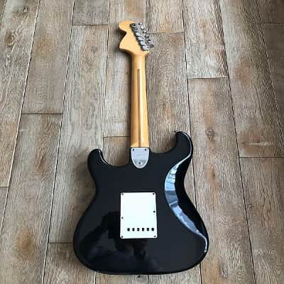 Fender Stratocaster, Alder Body, Maple Fretboard  1977 - Black image 10