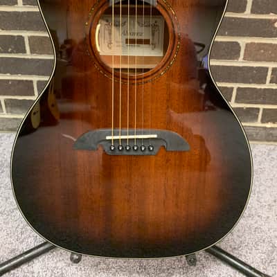 Alvarez AMP660ESHB Acoustic Electric Parlor Guitar - Shadowburst image 2