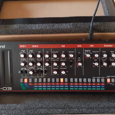 Roland Boutique JX-03 synthesizer image 3