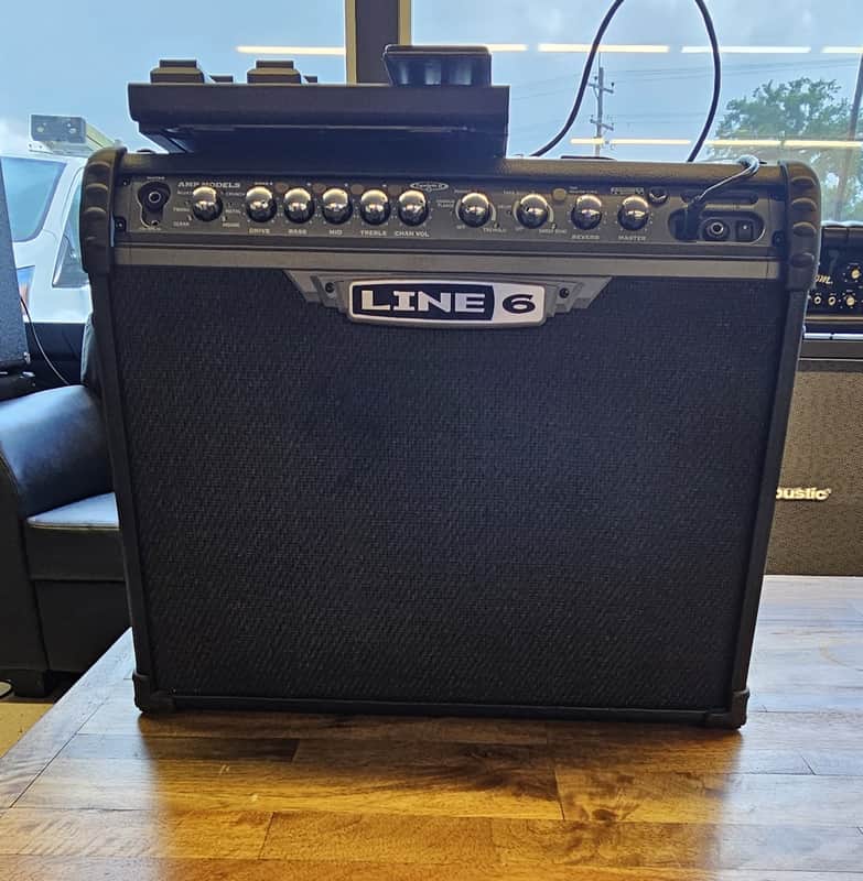 Line 6 Spider III 30 30-Watt 1x12" Digital Modeling Guitar Practice Amp 2006 - 2009 - Black image 1