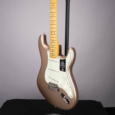 Fender American Professional Classic Stratocaster - Faded Firemist Gold with Rosewood Fingerboard, Includes Deluxe Gig Bag image 5