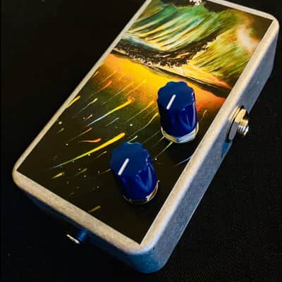 Saturnworks 2 Input Channel Active Pedalboard Summer / Mixer / Combiner Pedal with Aux Input  for MP3 / Phone / Computer -- Handcrafted in California image 2