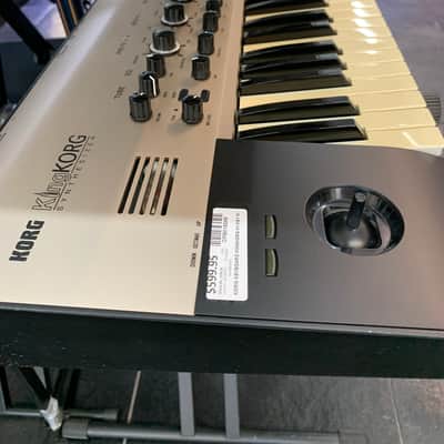 Korg KingKORG Limited Edition 61-Key Analog Modeling Synthesizer 2010s - Black