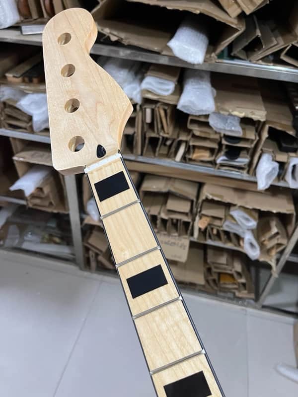 Maple Wood Natural Finish 4 String Jazz Bass Style Neck, 20 Frets Fingerboard image 1