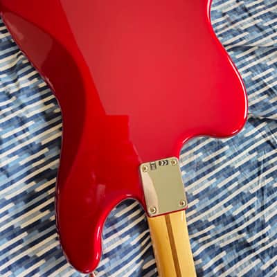 Fender Pawn Shop Bass VI 2013 - 2014 - Candy Apple Red image 10