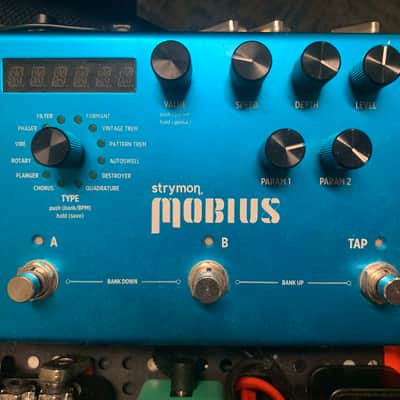 Strymon Mobius 2012 - Present - Blue image 1