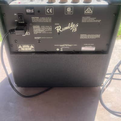 Fender Rumble 15 V3 15-Watt 1x8" Bass Combo 2015 - Present - Black image 2