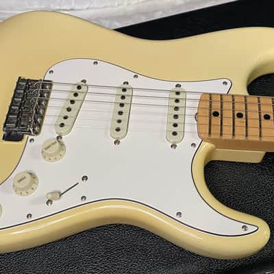 NEW! Fender Custom Shop '68 Reissue Stratocaster DLX - Closet Classic - Aged Vintage White - Handwound Pick-Ups - 7.8lbs - Authorized Dealer - G07637 image 3