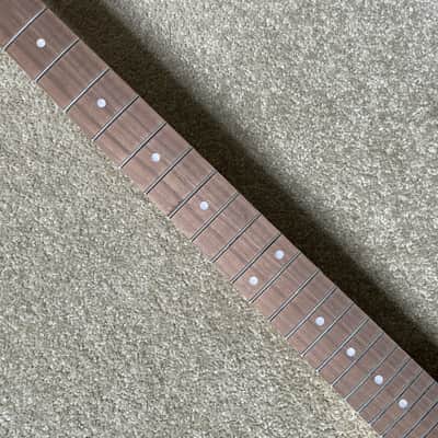Black Dean Vendetta Guitar Maple Neck, Rosewood 24 Frets Fingerboard image 13