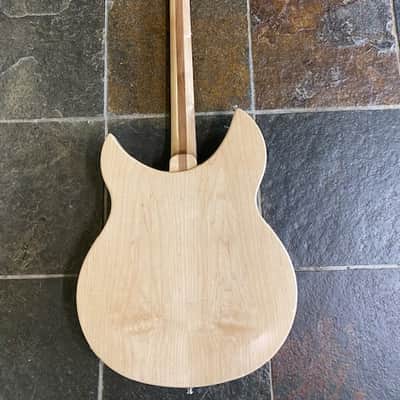 Rickenbacker 330/12 Mapleglo image 5