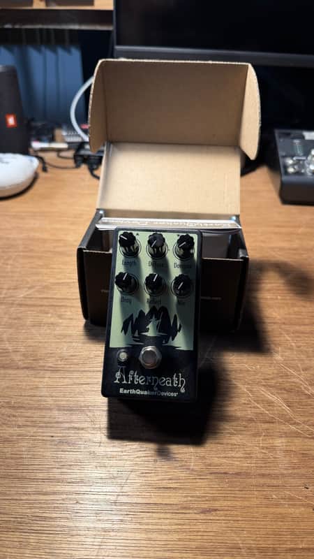 EarthQuaker Devices Afterneath Otherworldly Reverberation Machine V2 image 1