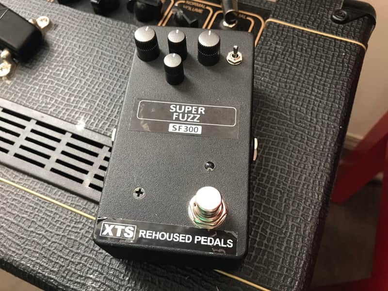 Behringer SF300 Super Fuzz (XTS Rehoused) | Reverb