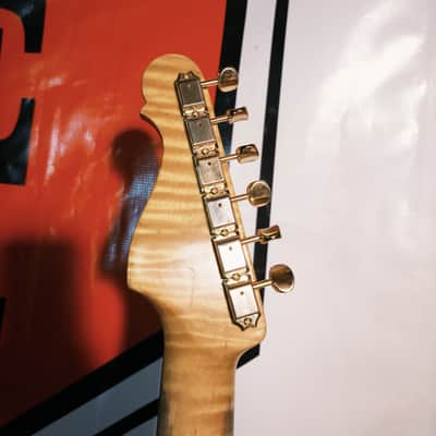 Karge Guitars T style 2025 - 50s DuPont DuCo plum lacquer image 8