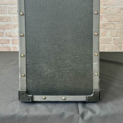 Roland JC-40 Jazz Chorus 40-watt 2 x 10-inch Combo Amplifier - Black image 8