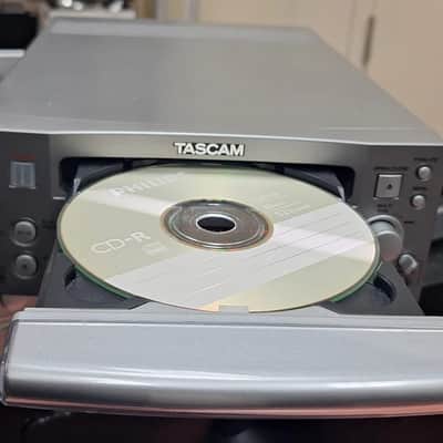 TASCAM CD-RW4U CD Rewritable Recorder image 2