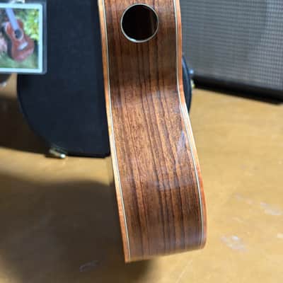 2011 Lichty T-18 Custom Tenor Ukulele – Redwood / Indian Rosewood – Abalone – HSC image 7