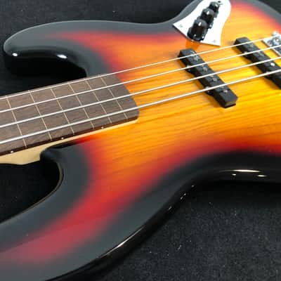 Harley Benton JB-40FL SB FRETLESS Sunburst 4-String Bass image 2
