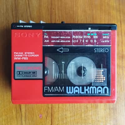 Sony WM F65 1985 - Sony Walkman radio recorder Cassette player WM