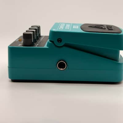 Behringer CS400 Compressor Sustainer Pedal - Excellent Condition. image 5