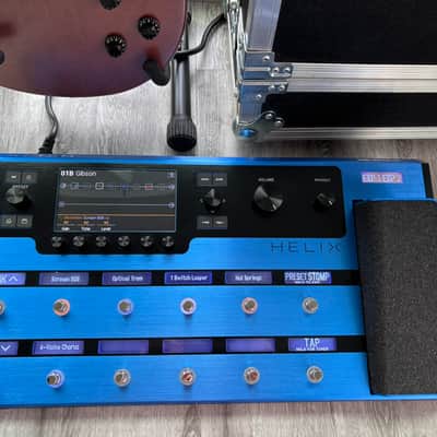 Line 6 Helix Floor Limited Edition 2019 - Lightning Blue image 4