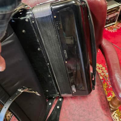 Sonola Piano Accordion 55s 41/120 w Case and Straps - Black image 9