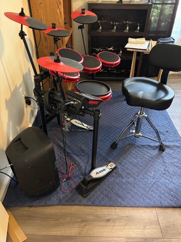 Alesis Nitro Max Expanded Kit 2025 - Red image 1