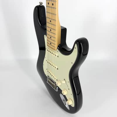 2017 Fender American Professional Stratocaster - Black image 6
