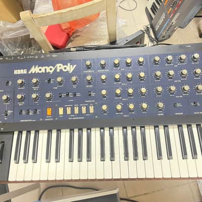 Korg Mono/Poly (MP-4)