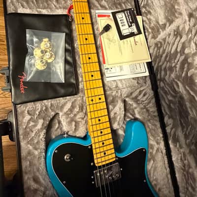 Fender American deluxe ll Telecaster 2023 - Miami blue Bild 4
