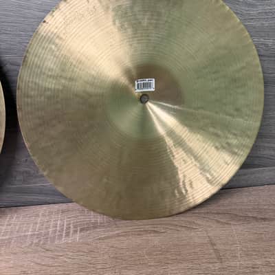 Meinl Cymbals Byzance Traditional Medium Hi-hat Cymbals - 14 inch #3185 image 18