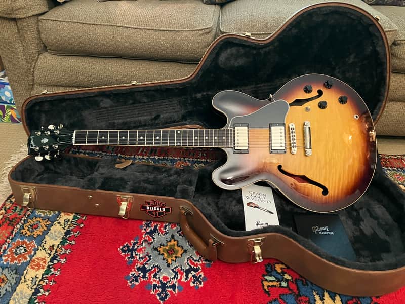 Gibson ES-335 Dot- Figured Vintage Sunburst (Last Week.)