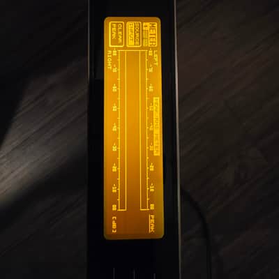 Behringer Ultracurve Pro DEQ2496 24-Bit Mastering Processor - Standard image 5