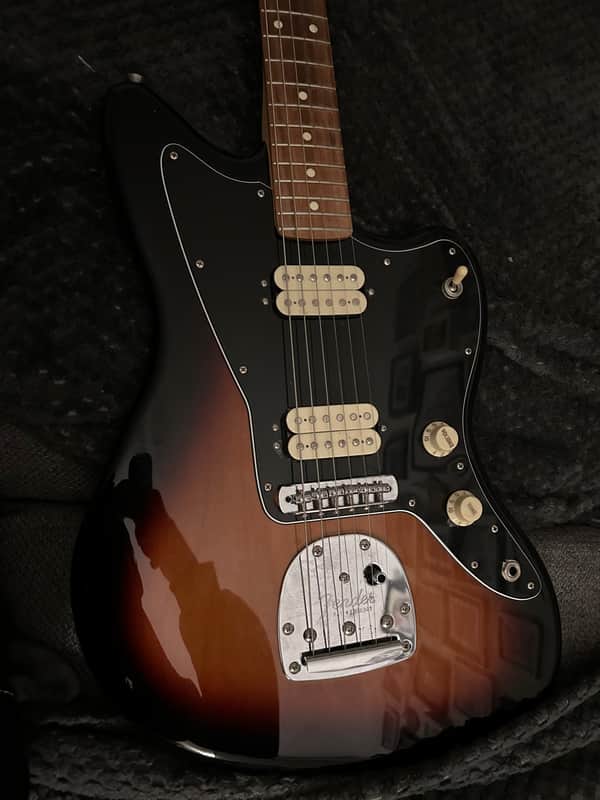 Fender Player Jazzmaster HH with Pau Ferro Fretboard 2018 - 2024 - 3-Color Sunburst