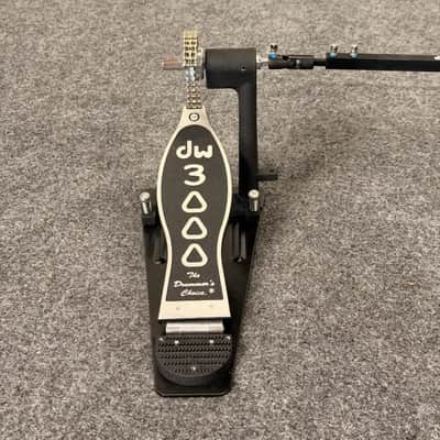 Used DW 3000 Double Bass Drum Pedal - Very Good image 3