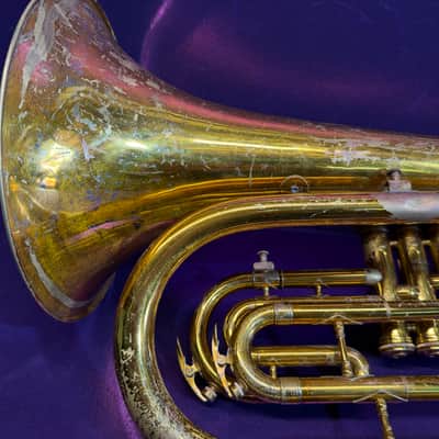 King 1124 Marching Baritone - Lacquer image 12