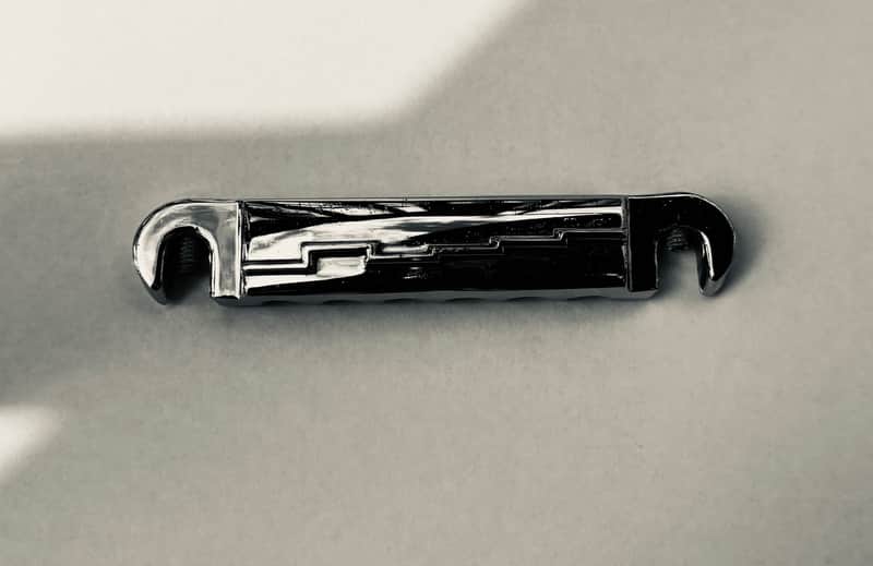 gibson stop tailpiece 60's-70's - chrome image 1