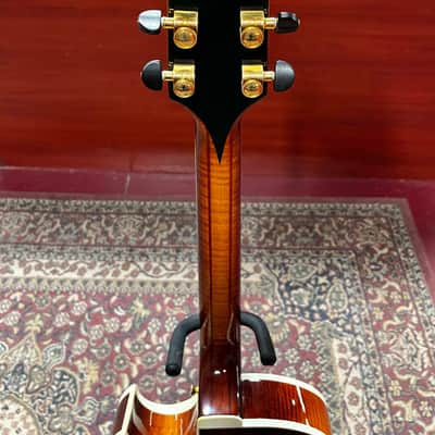 Heritage Sweet 16 2006 - Almond Sunburst image 6