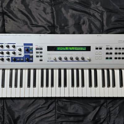 Yamaha CS6X Control Synthesizer 1999 - Silver