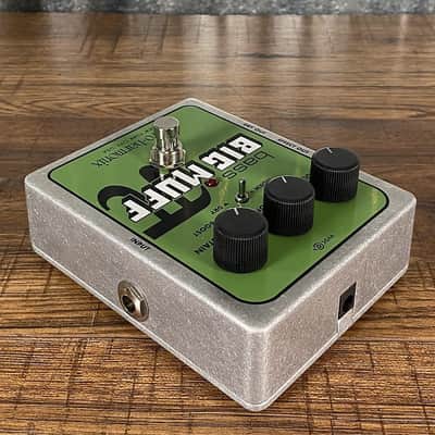 Electro-Harmonix Bass Big Muff Pi Classic Bass Guitar Distortion Effect Pedal image 4