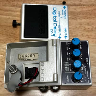 Boss DD-2 Digital Delay MIJ (Blue Label) Long Chip Vintage Made in