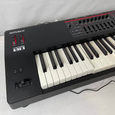 Roland Fantom-08 88-Key Synthesizer Workstation Keyboard, Black image 3