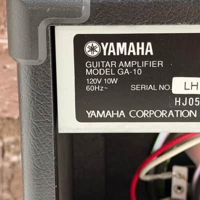 Yamaha GA-10 Practice Amplifier SN: LH10715 image 10