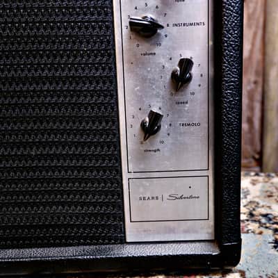 Danelectro Sears Silvertone Model 1482 15-Watt 1x12 Guitar Combo - 1960s image 5