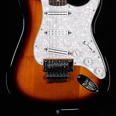 Fender Dave Murray Stratocaster, Rosewood Fingerboard, 2-Color Sunburst (199) image 3