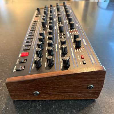Dave Smith Instruments OB-6 Desktop 6-Voice Polyphonic Synthesizer 2017 - Present - Black image 8