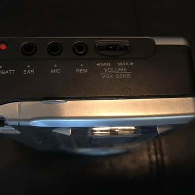 Radio Shack CTR-122 Voice Activated Cassette Recorder image 3